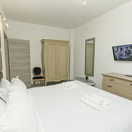Dclass Acquario Vanilla Apartment Genoa