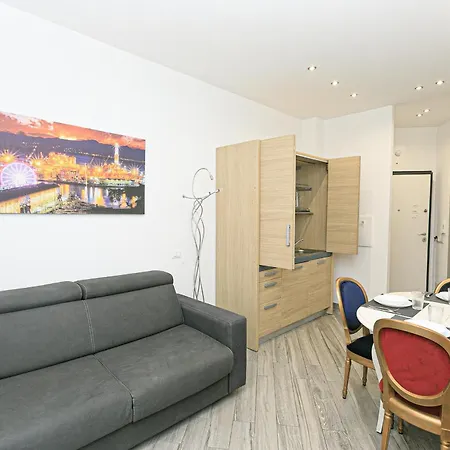 Dclass Acquario Vanilla Apartment