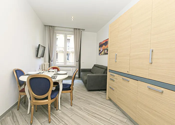 아파트 Dclass Acquario Vanilla *